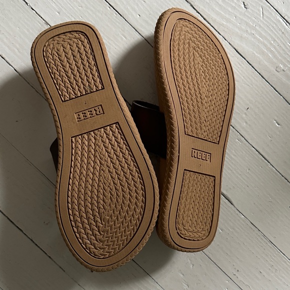 Reef Dark Brown Leather Flip Flops - Picture 5 of 8